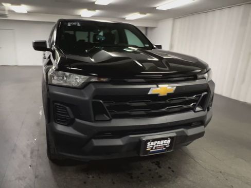 Used 2023 Chevrolet Colorado W/T w/ WT Convenience Package II image 38