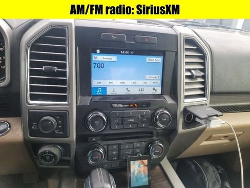 Used 2016 Ford F150 Lariat image 13