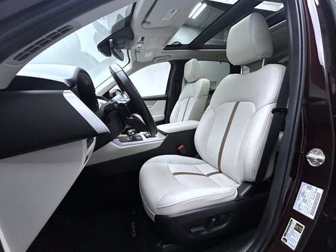 Certified 2024 MAZDA CX-90 Plug-In Hybrid w/ Premium Plus AWD/4WD image 10