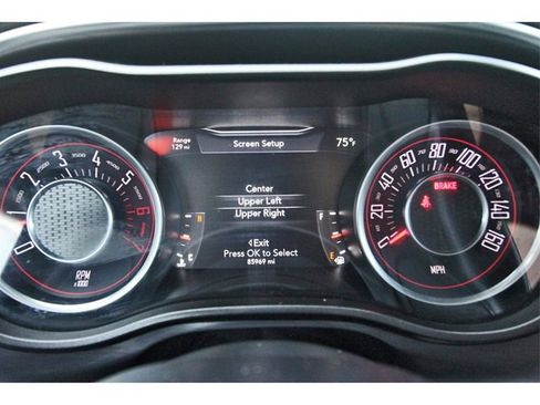 Used 2015 Dodge Challenger R/T image 14