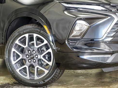 New 2025 Chevrolet Blazer RS w/ Driver Confidence II Package image 4