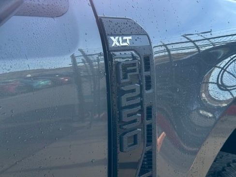 New 2026 Ford F250 XLT w/ XLT Premium Package image 19
