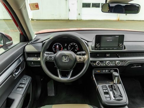 Used 2024 Honda CR-V EX image 29