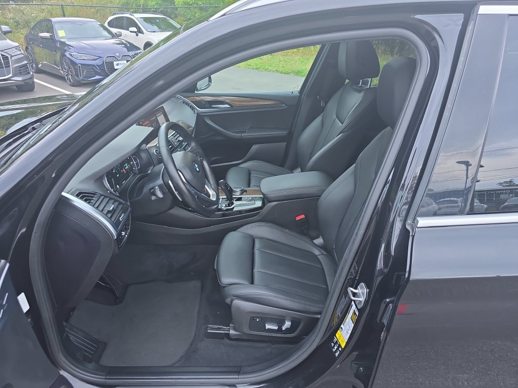 Used 2019 BMW X3 xDrive30i w/ Driving Assistance Package AWD/4WD image 10