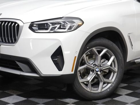 Used 2023 BMW X3 xDrive30i w/ Premium Package AWD/4WD image 3