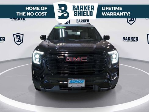 Used 2025 GMC Terrain Elevation w/ Elevation Premium Package AWD/4WD image 4