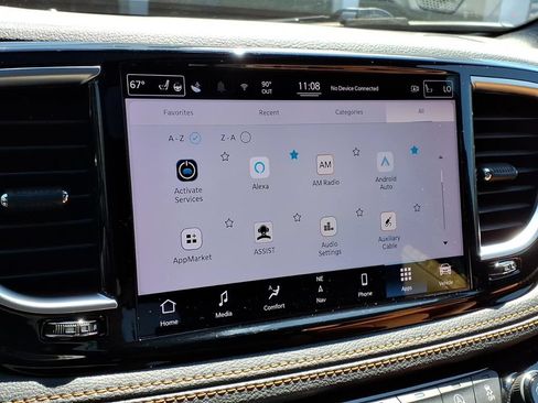 Used 2022 Chrysler Pacifica Pinnacle AWD/4WD image 12