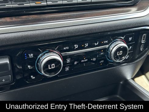 Used 2025 GMC Sierra 2500 SLT w/ SLT Convenience Package image 25