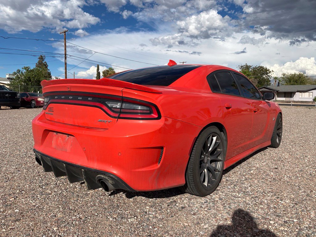 Used 2016 Dodge Charger SRT w/ Harman/Kardon Audio Group RWD image 4