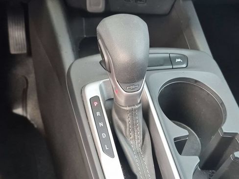 Used 2025 Chevrolet Trax LS FWD image 20