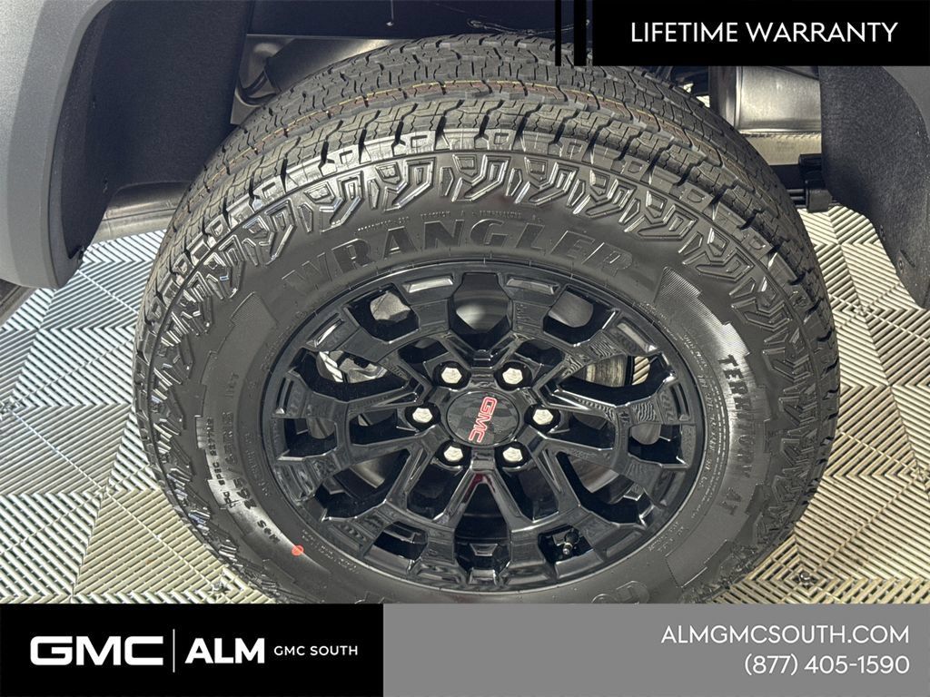 New 2026 GMC Canyon Elevation w/ Convenience Package RWD image 19