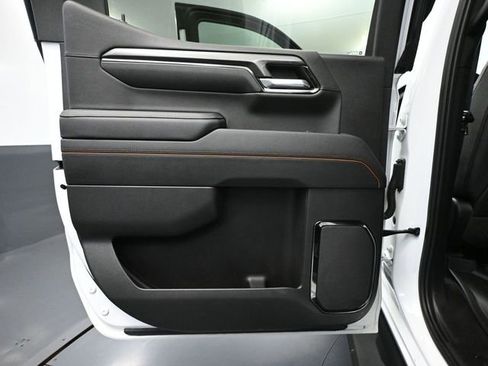 Used 2023 GMC Sierra 1500 AT4 w/ AT4 Preferred Package image 44