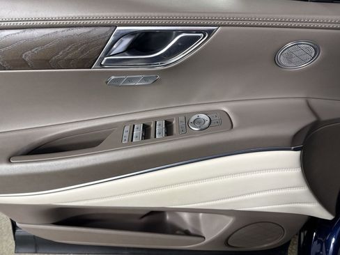 Used 2024 Genesis GV80 2.5T image 19