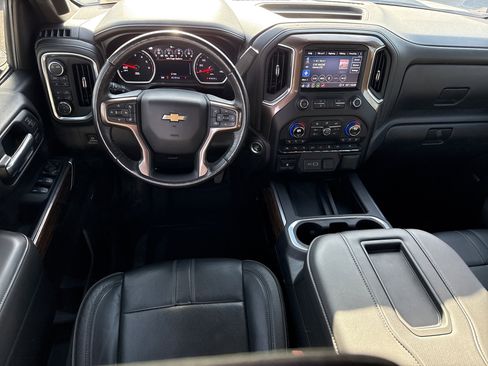 Used 2021 Chevrolet Silverado 1500 High Country w/ Technology Package image 24