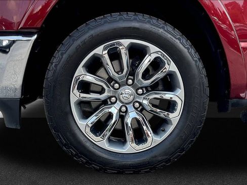 Used 2019 RAM 1500 Laramie AWD/4WD image 30