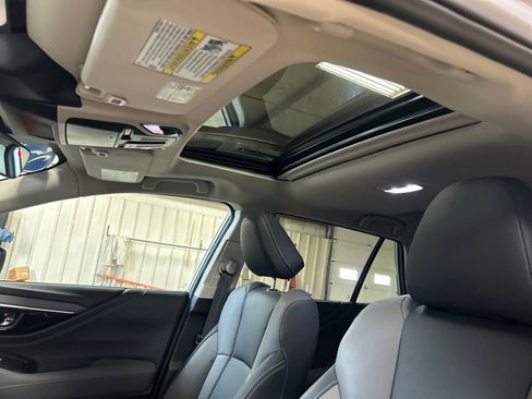 Used 2025 Subaru Outback Onyx Edition image 29