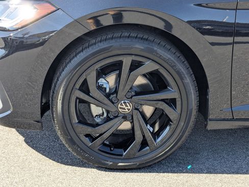 New 2026 Volkswagen Jetta SE image 10