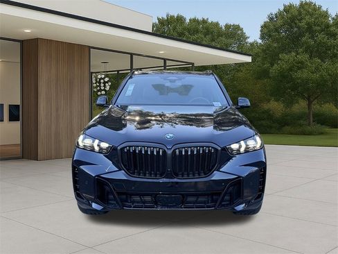 New 2026 BMW X5 sDrive40i w/ M Sport Package image 2