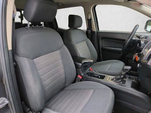 Used 2019 Ford Ranger XLT w/ Equipment Group 302A Luxury AWD/4WD image 19