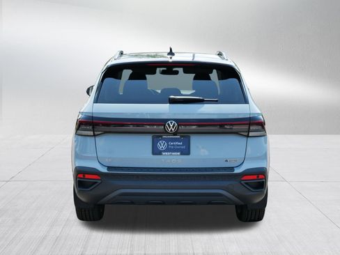 Certified 2025 Volkswagen Taos SE AWD/4WD image 6