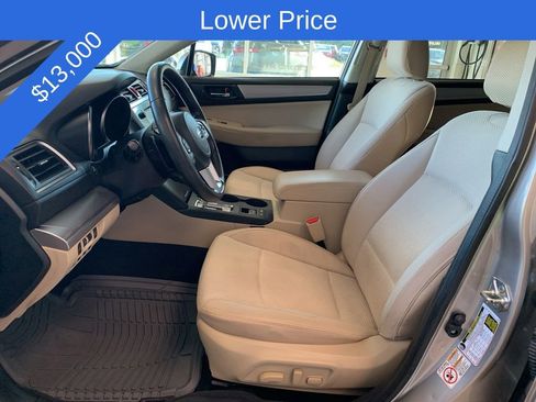 Used 2015 Subaru Outback 2.5i Premium AWD/4WD image 3