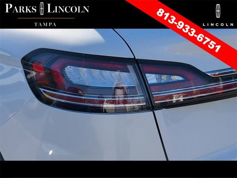 Certified 2022 Lincoln Nautilus Reserve image 7