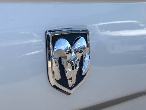 Used 2015 RAM 1500 Laramie w/ Convenience Group AWD/4WD image 9