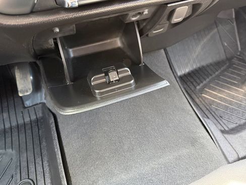 Used 2019 Chevrolet Silverado 1500 LT w/ All Star Edition image 22