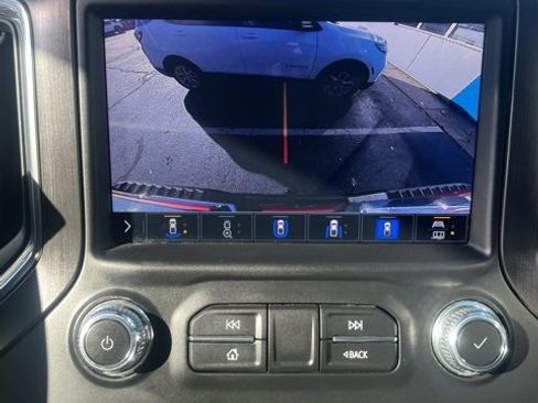 Used 2023 GMC Sierra 2500 AT4 w/ AT4 Premium Plus Package image 46