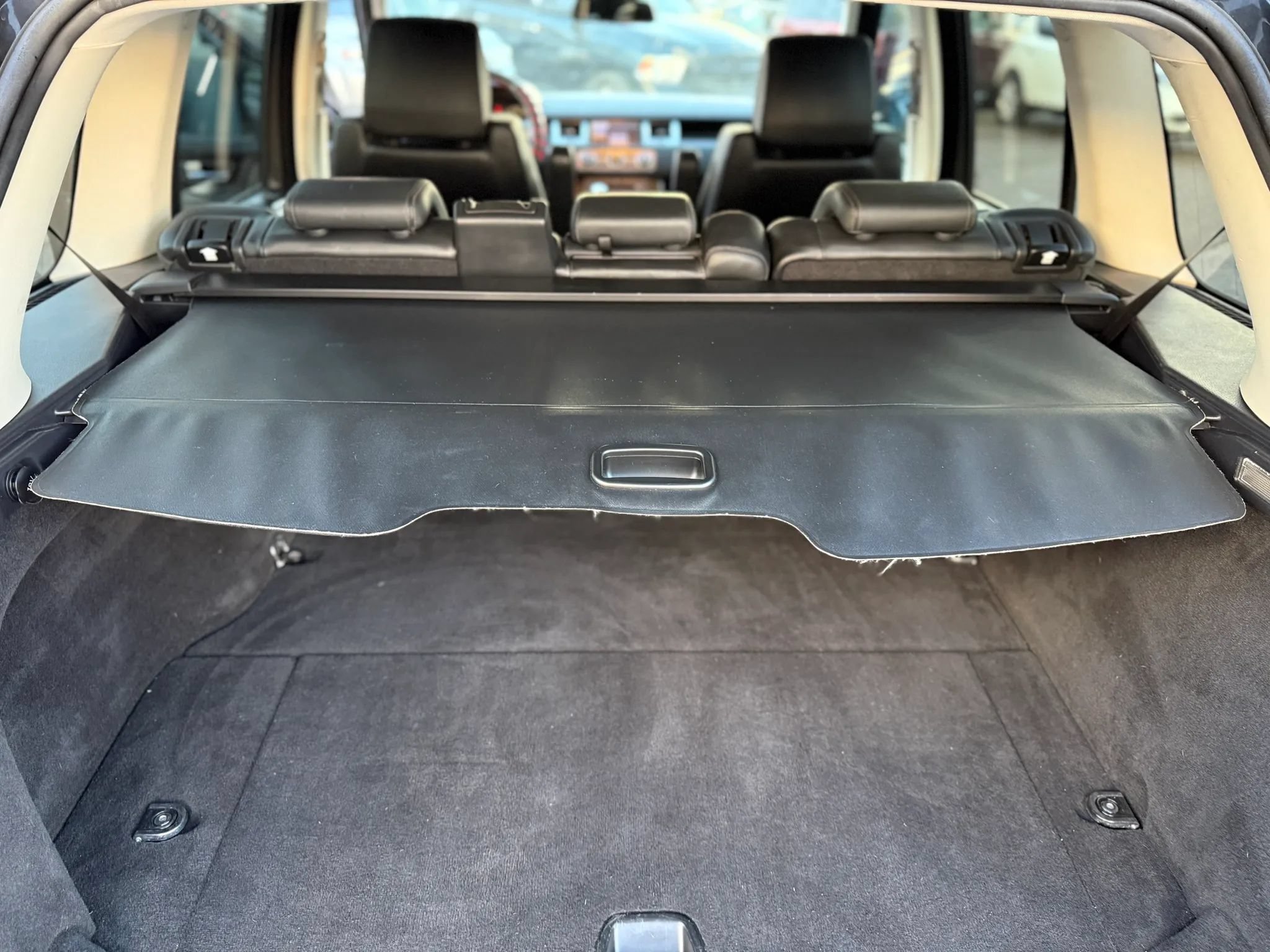 Used 2011 Land Rover Range Rover Sport HSE AWD/4WD image 26