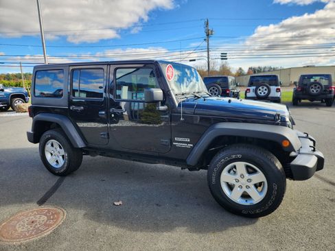 Used 2016 Jeep Wrangler Unlimited Sport w/ Quick Order Package 24S image 18