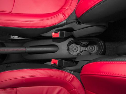 Used 2016 FIAT 500 Abarth FWD image 10