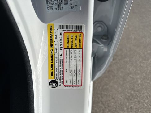 New 2025 Ford Bronco 4-Door image 40