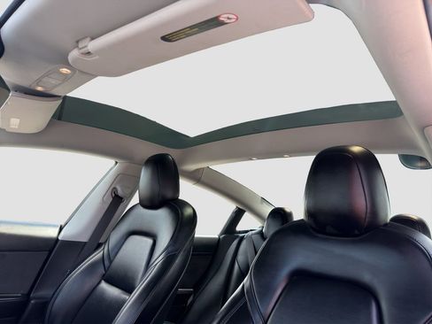 Used 2021 Tesla Model 3 Standard Range Plus RWD image 24