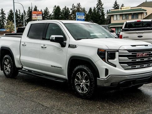Used 2023 GMC Sierra 1500 SLE AWD/4WD image 6