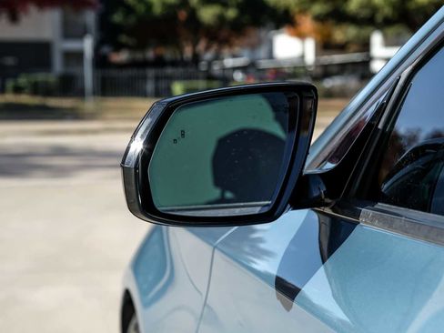 Used 2018 Genesis G80 3.3T Sport image 41