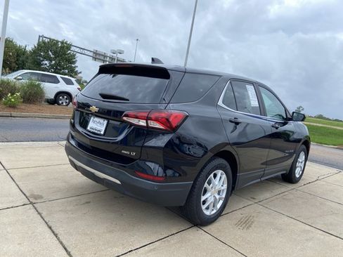 Used 2023 Chevrolet Equinox LT AWD/4WD image 11