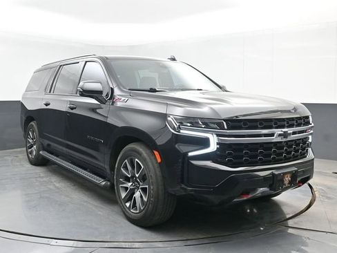 Used 2021 Chevrolet Suburban Z71 w/ Z71 Off-Road Package AWD/4WD image 2