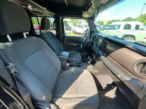 Used 2019 Jeep Wrangler Unlimited Sport S AWD/4WD image 36