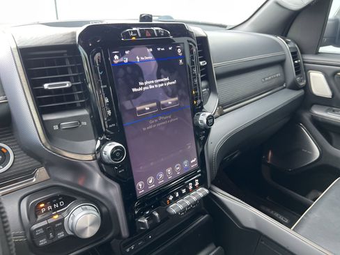 Used 2019 RAM 1500 Limited image 33