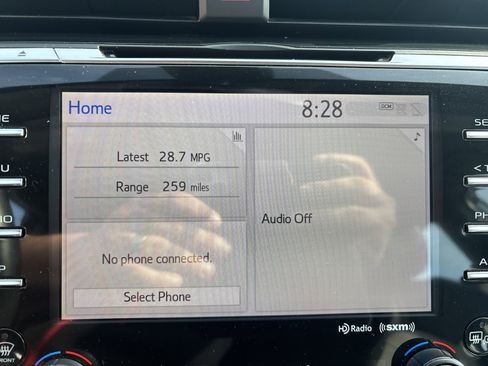 Used 2019 Toyota Camry XLE image 26