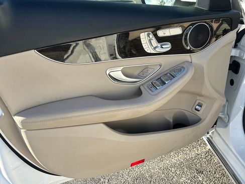 Used 2018 Mercedes-Benz C 300 4MATIC Sedan w/ Premium Package image 15