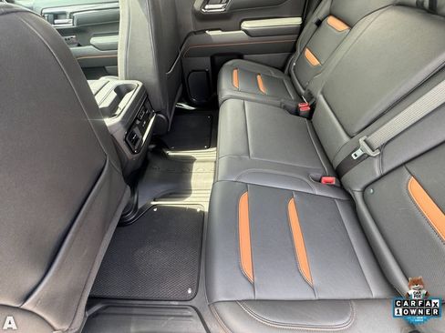 Used 2025 GMC Sierra 1500 AT4 w/ AT4 Premium Package AWD/4WD image 14