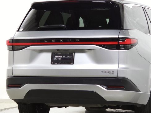 Used 2025 Lexus TX 350 AWD w/ Technology Package image 11