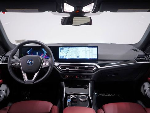 Used 2023 BMW i4 eDrive40 RWD image 10