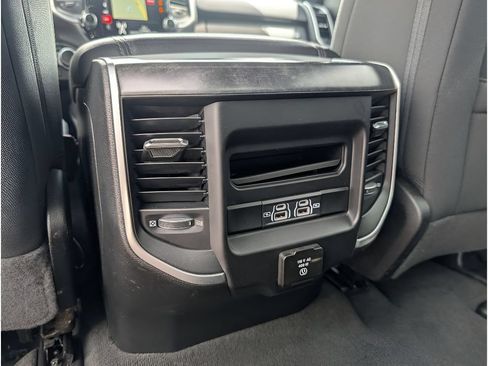 Used 2021 RAM 1500 Big Horn AWD/4WD image 30