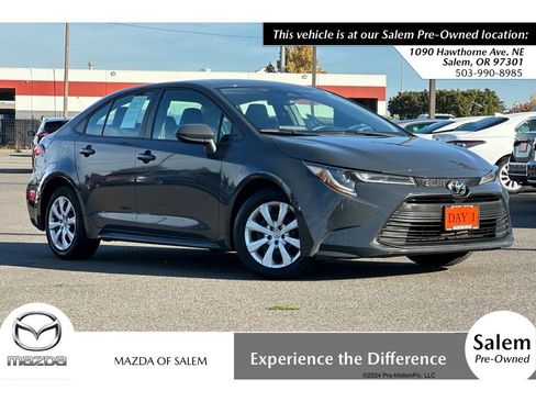 Used 2023 Toyota Corolla LE image 1