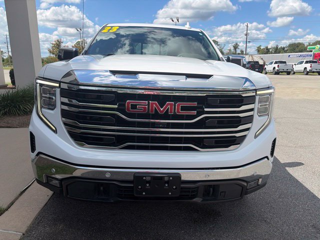 Used 2023 GMC Sierra 1500 SLT w/ SLT Premium Plus Package AWD/4WD image 3