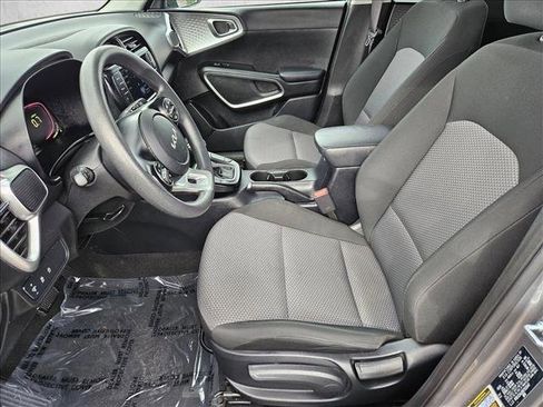 Used 2024 Kia Soul LX w/ Option Group 015 image 14