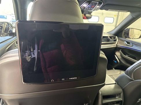 Used 2023 Jeep Grand Cherokee Overland image 23